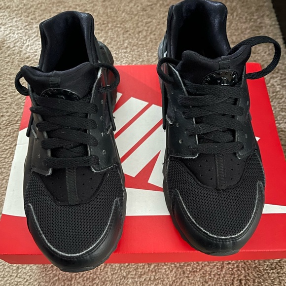 Nike Huarache - Picture 3 of 6